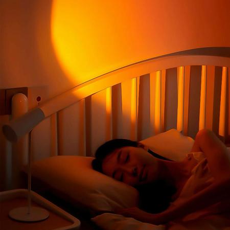 Настольная лампа WiWU Intelligent Magnetic Light Sunset Mode 4 режима (Wi-D8) Белый Настольная лампа WiWU Intelligent Magnetic Light Sunset Mode 4 режима (Wi-D8) Белый